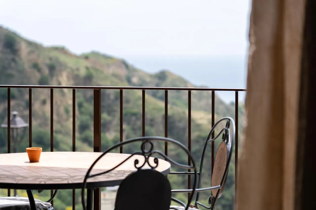 Appartamento Mirador Savoca