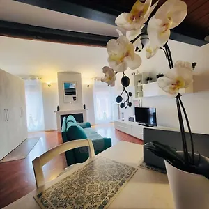 Maison Contrari Ferrara